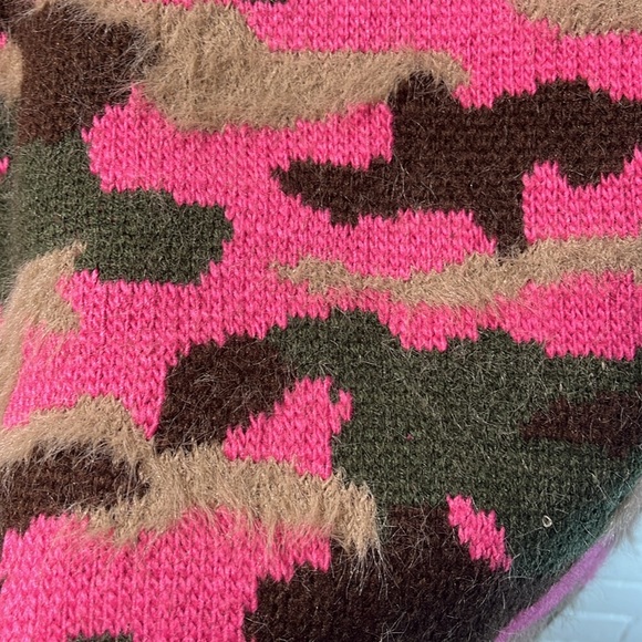 RAGGED JEANS SWEATER - Picture 7 of 7